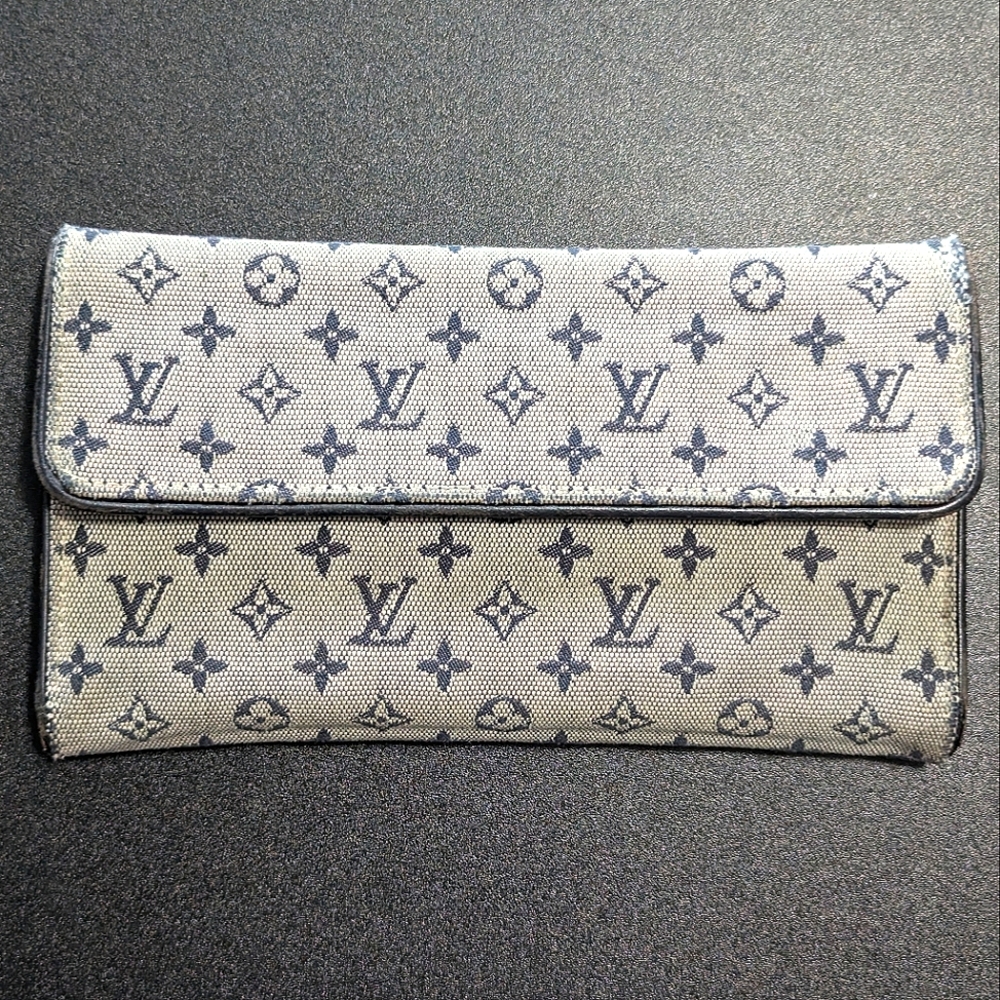 Louis Vuitton Vintage Monogram Mini Lin Porte Tresor International Wallet